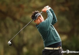 "挑战PGA"的李承泽赛季出局，脚踝疼痛→手术决定"将以好的面貌回归""