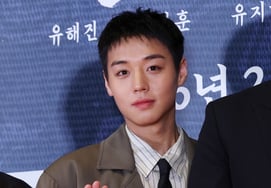 『王サナム』、千万人の目の前で重なる喜び..パク・ジフン、キム・テリ・パク・ボゴムを抜いて話題性1位