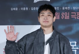 キム・ヨンソン「ポーズは余裕を持って」 [★写真]