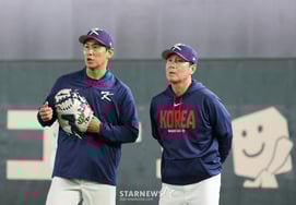 [At one go] Ryu Ji-hyun, manager of the national baseball team, "Talking with coach Kim Kwang-sam."
