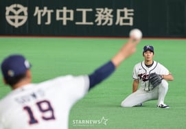 [Фото] "Превращение в ловушку для брата У Сока" Пак Ён Хён