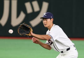 [Photo] "I'm the one with a built-in shortstop!"' Kim Ju-won