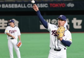 [Фото] Ан Хён Мин из "Catchball"