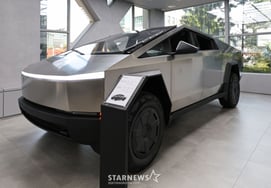 特斯拉FSD v12引进国内，瞄准无人驾驶技术转折点