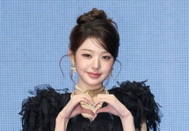 张元英荣登"音源女王"宝座以个人单曲登上Circle Chart下载排行榜周冠军 [★NEWSing]