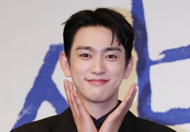 《闪灵》朴振英:"《未知的首尔》如果没有负担感就是谎话，校服演技多亏了制作组"