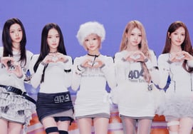 KIKI 今天首次公开'德鲁鲁'舞台...智友、李率、Kiya 'M COUNTDOWN' MC出击