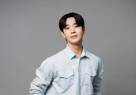 Shin Jae Ha 役 cũng được casting vào vở kịch Lucky Go Si Wonkhai mạc vào ngày 26