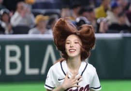 [Фото] «Вежливая Венди» верит в победу над Чехией и бросает!