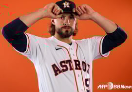 "韩华离开"的王牌怎么办，竞争对手日本右撇子投手155公里，两局无失分→2G连续快投"首发绿灯"