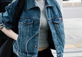 エスパのカリナ「今日の美貌は秘密です」' [★写真]