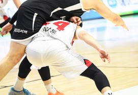 «Первый брат в истории номер один» - захватывающий снайпер брата своего брата, который сказал: «Еще предстоит прорваться, в следующем противостоянии..." [Месторождение Сувона]