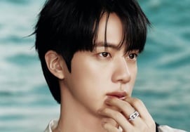 BTS Джин, My One Pick 105 недель подряд на 1 месте.Ежемесячные рейтинги 26 месяцев подряд нормальны