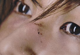 Гонка за крушением! Onyu, новая песня «TOUGH LOVE», второй тизер клипа