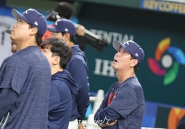 [相片儿] "终于到日本了！' 柳智贤导演