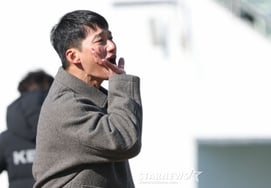 [フォト] イ・ジョンヒョ監督の『声を張り上げてプランB』