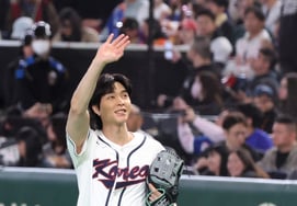 [At one go] On the mound at Tokyo Dome, he said, "Seung-gu is a winning fairy!' NCT JOHNNY