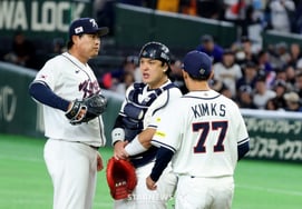 [Chụp ảnh] Ryu Hyun Jin đảm nhận phần 2 inning