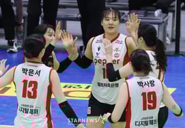 [Фото] Ли Хан-би «Я не могу быть вытеснен силой»