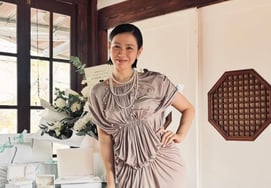 Son Ye Jin, ♥ Hyun Bin suýt nữa thì không nhận ra? Tóc cắt ngắn và váy liền đẹp nhất từ trước đến nay'Biến hình quả cảm'