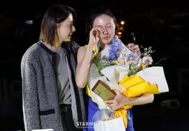 [Фото] Блокеин Ян Хё Джин и Ким Ён Кён Пхён много плакали