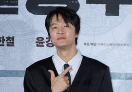 Cho Hancheol 'Tạo dáng thật sang chảnh' [★Ảnh]