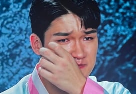 'Cứu em với'"..Lãnh đạo Ji Sun Ryung trong phim mới 'Chiến tranh vận mệnh 49' → Kẻ đe dọa gặp khó khăn trong việc liên lạc ác ý biến thái [Star Issue]