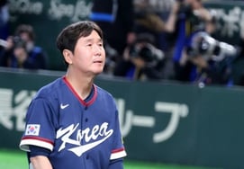 Ryu Ji Hyun - bậc thầy thực thụ - đạt được thành công rực rỡ dù bị chấn thương dây trong 'Won Tae In, Moon Dong Joo, Kim Ha Sung, Song Sung Moon'! Mình tự tin là 'Mình đã chuẩn bị rất chăm chỉ'"