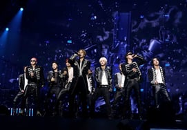 Treasure在澳门掀起热潮门票全部售罄的亞巡回赛开炮