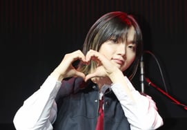 Драконовая фония Го Кан Хун "Рука барабанщика" [★Фото]