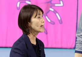 [フォト] ヨシハラ監督「落ち着いて」