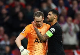 Tottenham thất bại thảm hại trước ATM → Thủ môn 'mối rối' sau 17 phút thay thế thủ môn 'khủng hoảng' Nguy cơ bị loại khỏi Champions League