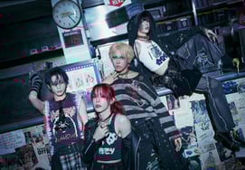 XLOV bán hết vé tour châu Âu → Spotify đạt 2 triệu lượt nghe hàng tháng