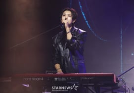 Кевин Парк и вокал идеально подходят для клавиатуры [★Фото]