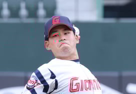 [相片儿] 金镇旭的'火花投球'