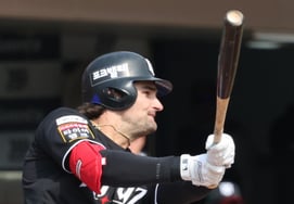 [Фото] Хиллиард 'Легко на аутфилде'