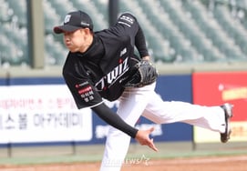 [Chụp ảnh] Kim Min Soo 'Pháo hoa kết thúc'