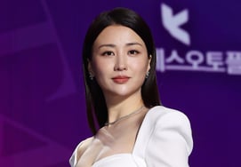 "柳秀英♥"朴河宣，和坚实的搭档一起去"美丽的同行" [公式]