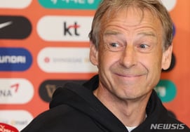 '韓国を台無しにして追い出されたくせに' クリンスマン、危機のトッテナム監督職に目をつける "誰がその席を辞退するのか"··· トゥドール戦術は「猛批判」