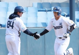 [Фото] Ким Хви Джип, упреждающая одиночная подача