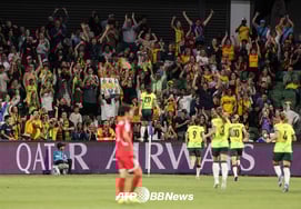 北韩女足冲击亚洲杯8强被淘汰 东道主澳大利亚队1比2负于澳大利亚队