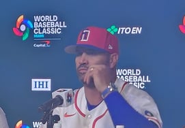 Разочарованный Пухольс "Корея, почему ты не раскрываешь стартовые составы раньше! Мы прозрачны».