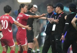 "We fought for our lives" North Korea's Violent Soccer Was So Afraid... "Bewildered Boycott → Elbow Price" was eliminated from the quarterfinals after the scandal. "Unexpected"
