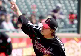 [Фото] Лим Чан Гю "Учившийся арт-питчинг"