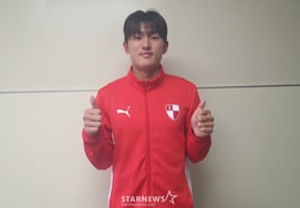 "Concussion fighting spirit." Baek Gaon smelled the goal even though he lost his memory... A 20-year-old rookie who saved Busan, "I run even if it's dark."" [the scene of a shepherd]