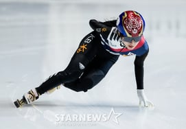 キム・ギルリとイム・ジョンオンの『誰が止めるのか』、オリンピックの流れに乗った 'ショートトラック世界選手権 同伴の金色レース'