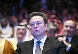 イーロン・マスク、AIチップ製造工場テラファブの着工を発表「自動運転の野望を実現できるか」