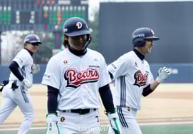 [フォト] 『笑顔とともに』ツーベースホームラン、チョン・スビン