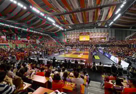 "Прорыв 60 000 зрителей за сезон" OK Savings Bank полностью поймал "Pусанские фанаты"