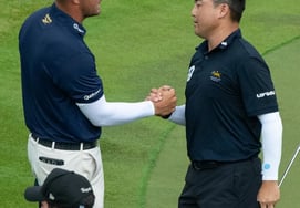 "痛恨的91厘米帕珀特"李泰勋在加时赛结束后获得LIV高尔夫新加坡亚军，"仅奖金就达33亿韩元" 冠军是迪尚博